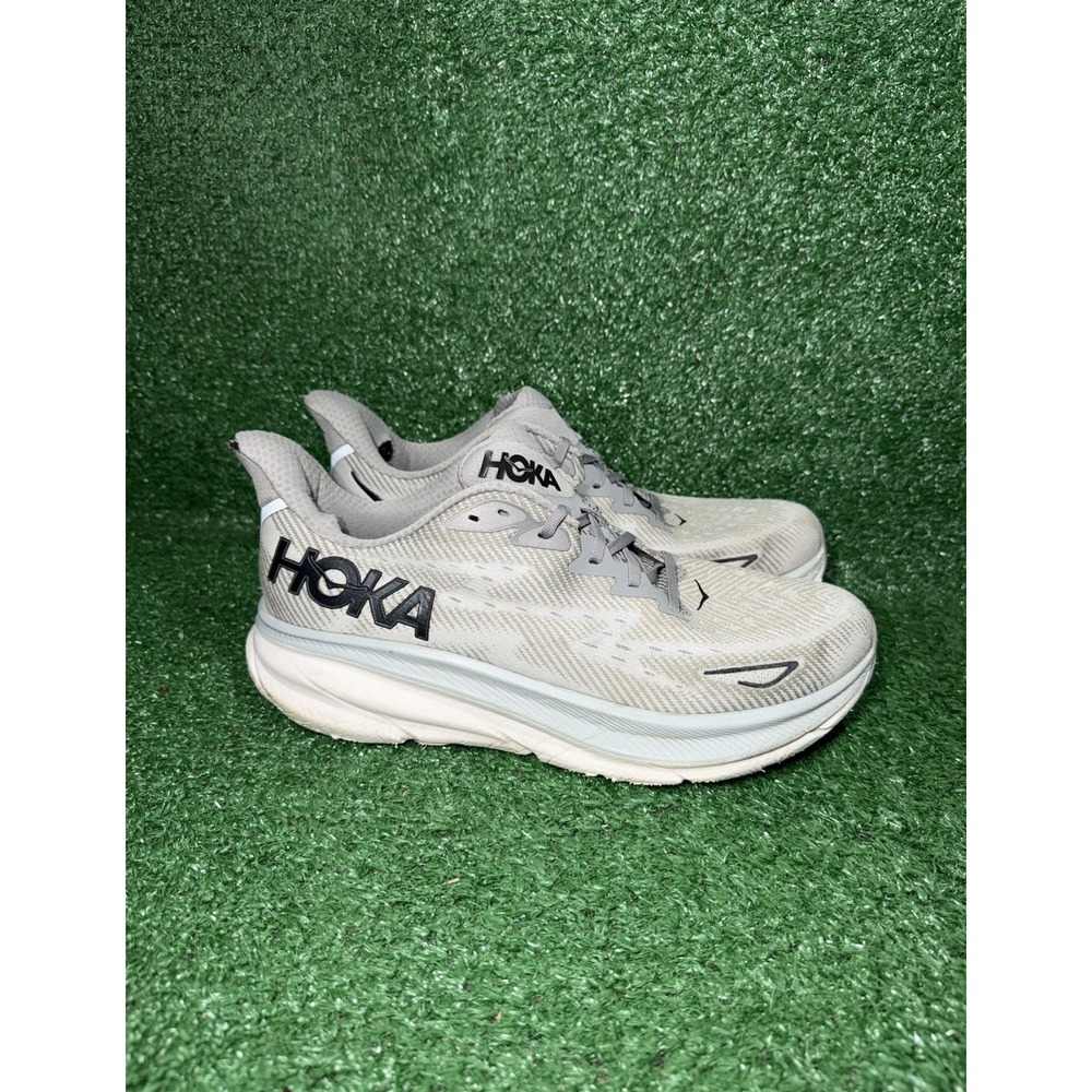 Hoka One One Clifton 9 Mens Size 11.5D Grey Running Shoes Athletic Gym Sneakers
